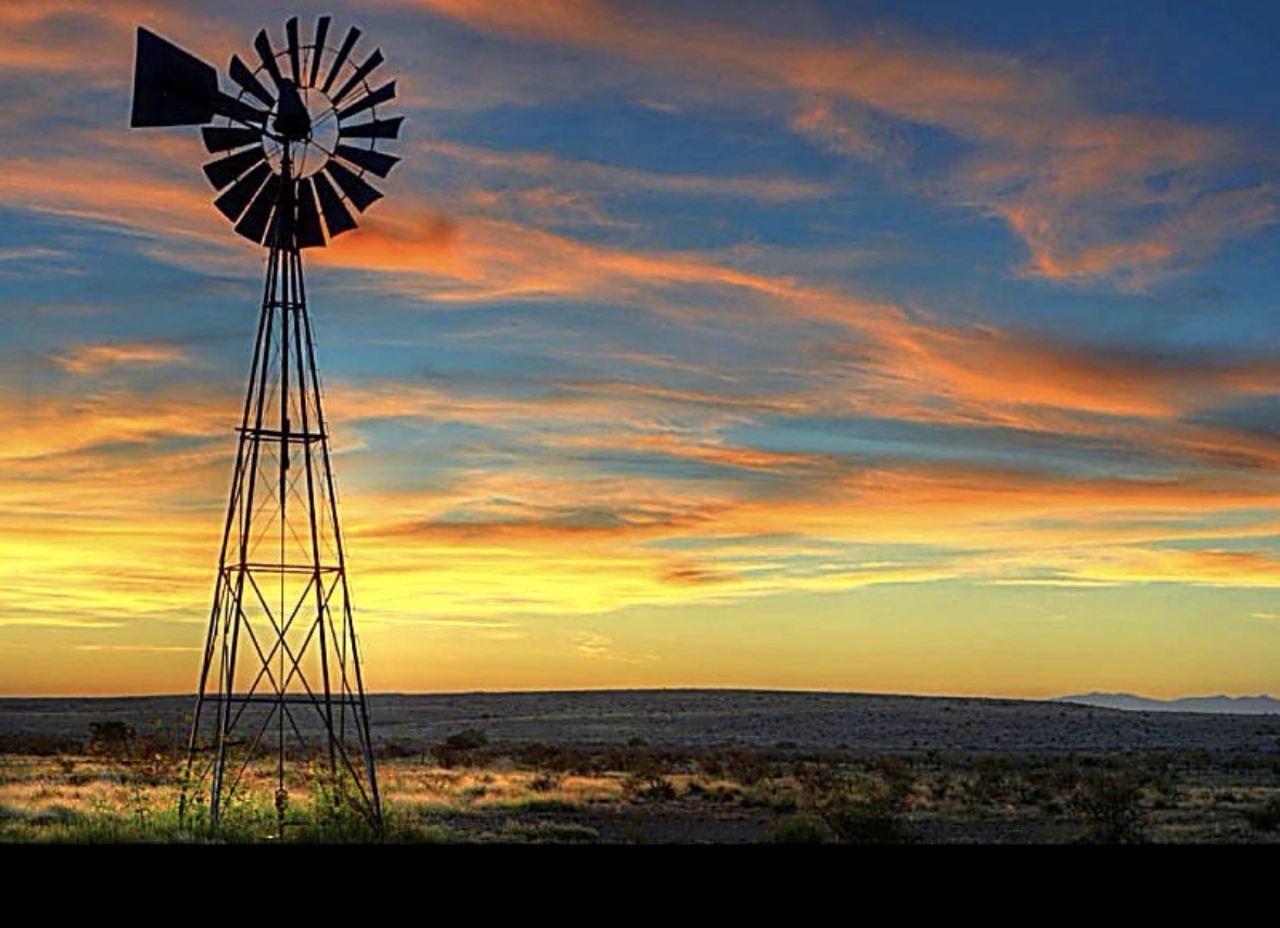 Lubbock home with land for oil and gas families